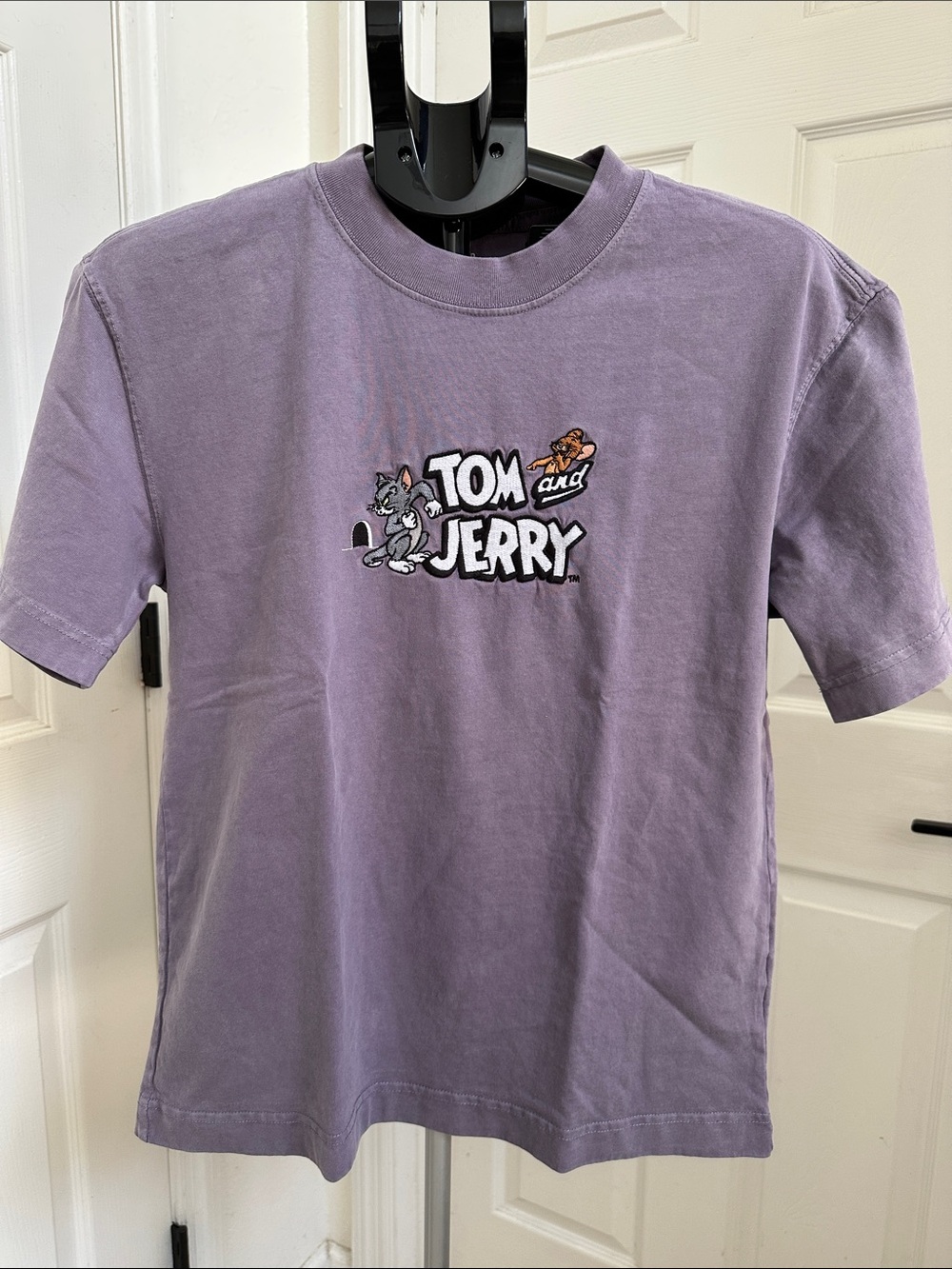 Hollister Heavyweight Boxy Fit' Lavender Tom And Jerry Graphic Tee Size XS